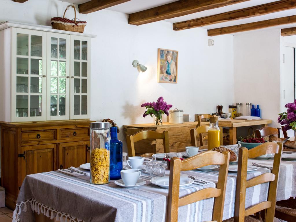 איימה Gite-Auberge De Montvilliers מראה חיצוני תמונה
